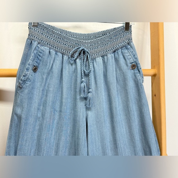 JOHN MARK Light Blue chambray smocked waist wide leg pants size S - Picture 2 of 11